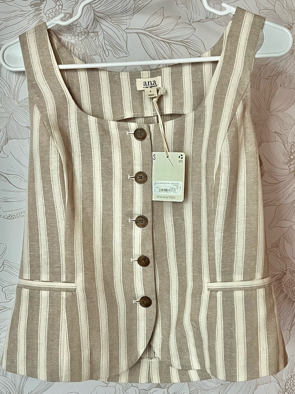 a.n.a Birchwood Striped Vest